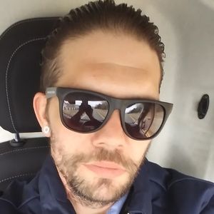 Meet your Posher, David